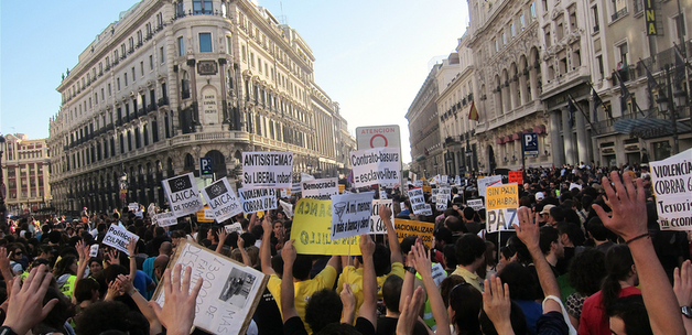 Enrique Dans / Protest in the Gran Via in Madrid