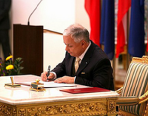 Collecting signatures