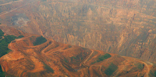 Unpacking the linkages between agriculture and the extractive sector