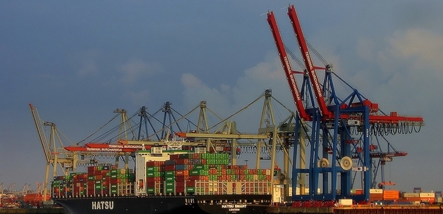 elbfoto via compfight