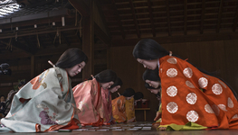 Learning the how is not enough