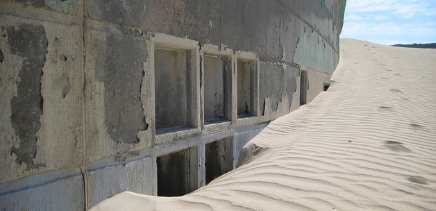 Return to Macassar Pavilion / mallix via Flickr