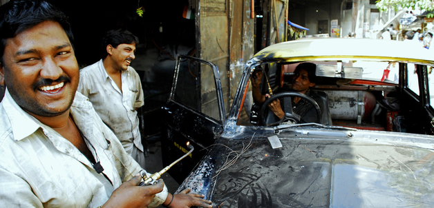 Happy as a Glow Torch / lecercle via Flickr