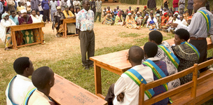 How to build peace locally? 